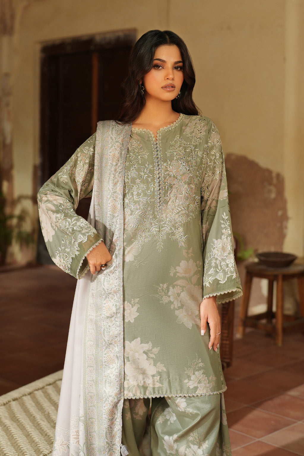 Iznik | Winter 25 | IPF-08 - Pakistani Designer Dress - by Iznik - Type : Ladies Clothes - 100% Original at Saira Sultan
