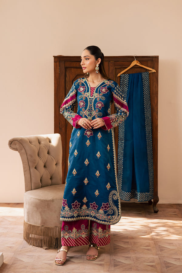 Emaan Adeel I Suave Luxury Formals I AVOIR - Pakistani Designer Dress - by Emaan Adeel - Type : Ladies Clothes - 100% Original at Saira Sultan