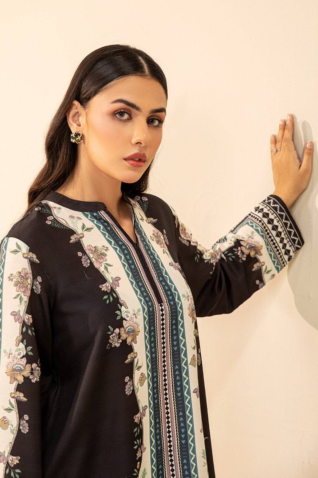 Meeral | Co Ords Sets | MBC-008 - Pakistani Designer Dress - by Meeral | Type: Ladies Clothes - 100% Original at Saira Sultan