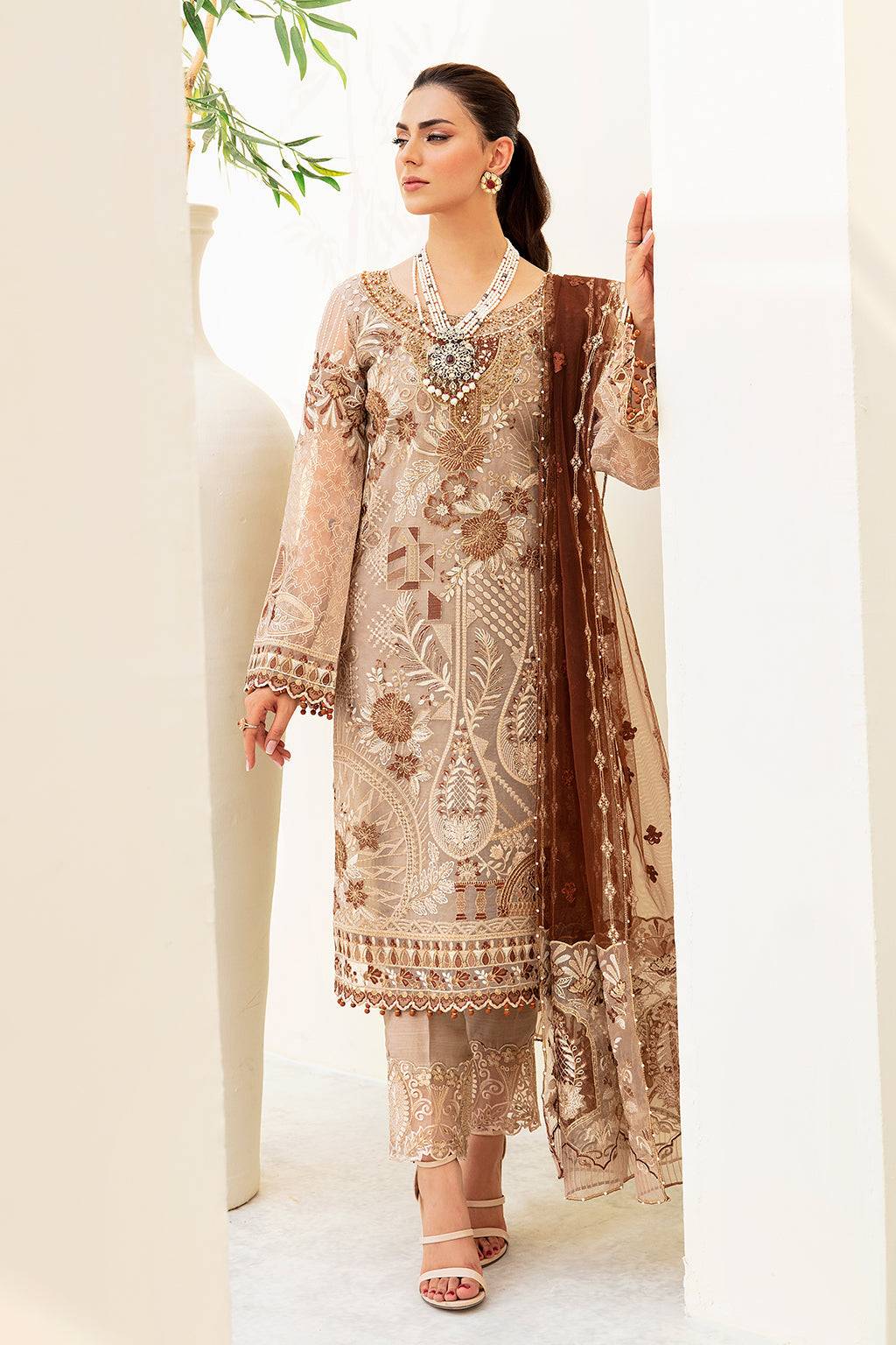 Ramsha | Minhal Organza Collection | M-904 - Pakistani Designer Dress - by Ramsha | Type: Formal - 100% Original at Saira Sultan