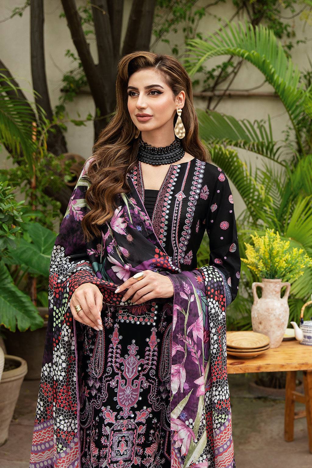 Ramsha | Luxury Lawn 24 | Y-806 - Pakistani Designer Dress - by Ramsha | Type: Casuals - 100% Original at Saira Sultan