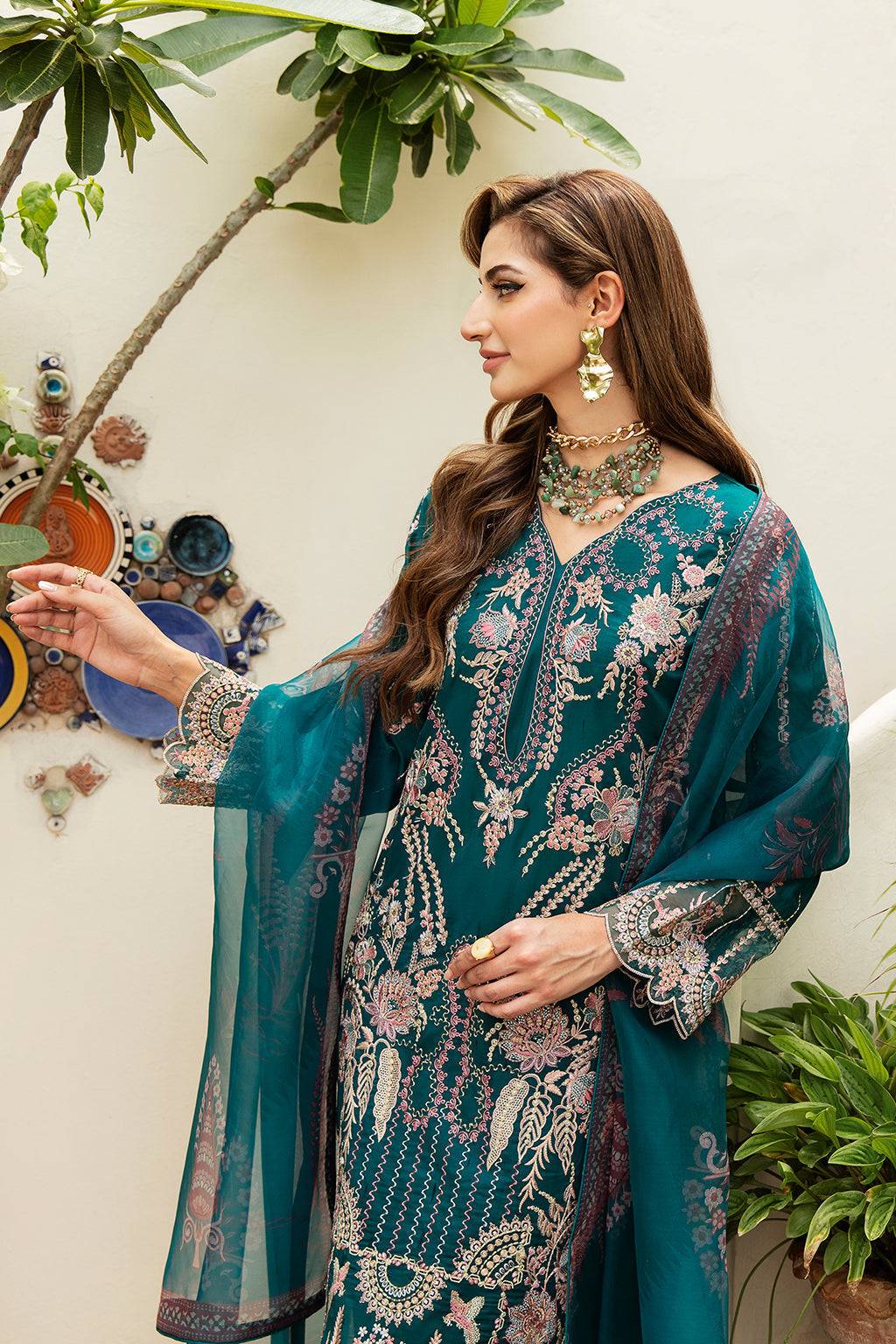 Ramsha | Luxury Lawn 24 | Y-808 - Pakistani Designer Dress - by Ramsha | Type: Casuals - 100% Original at Saira Sultan