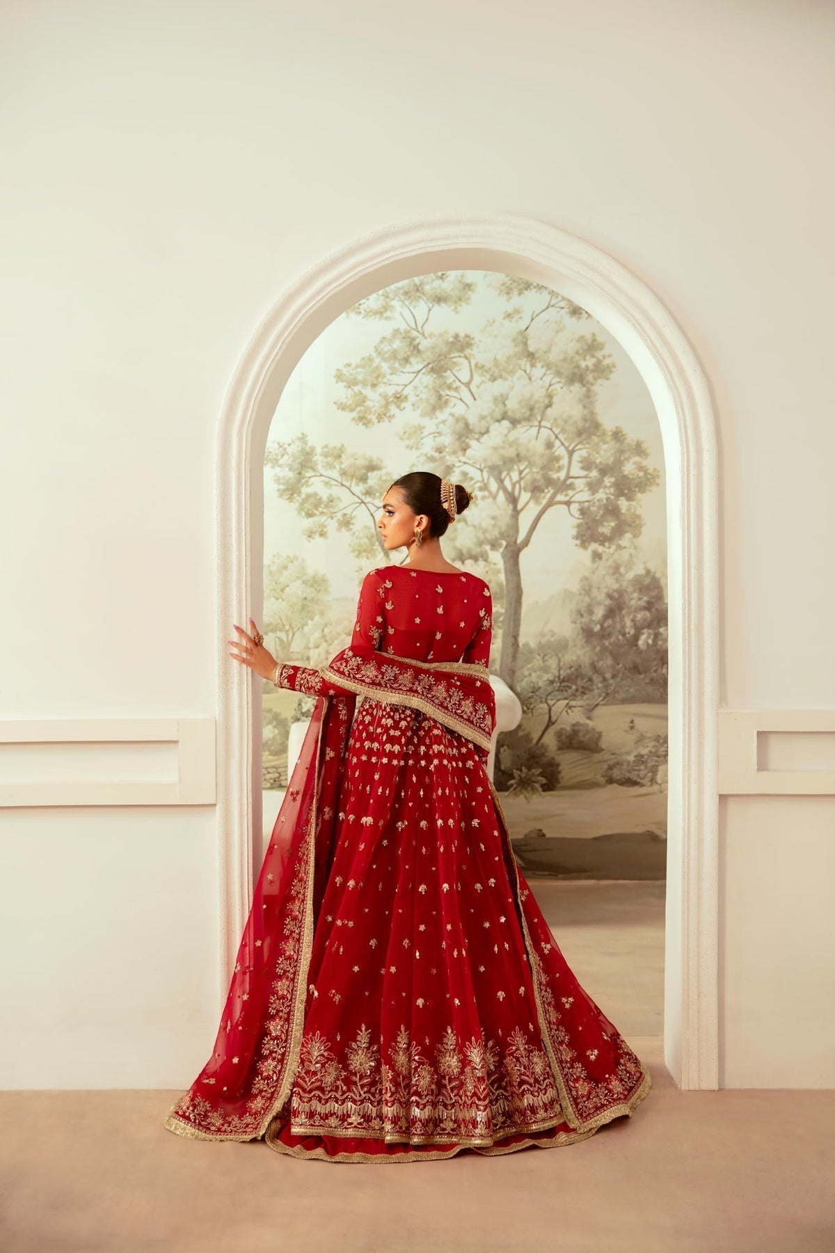 Akbar Aslam | Formal Pret | Sangre S Red Organza