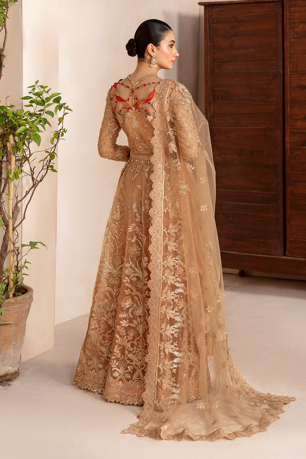 Ramsha | Luxury Wedding Collection | HB-404 - Pakistani Designer Dress - by Ramsha | Type: Formal - 100% Original at Saira Sultan