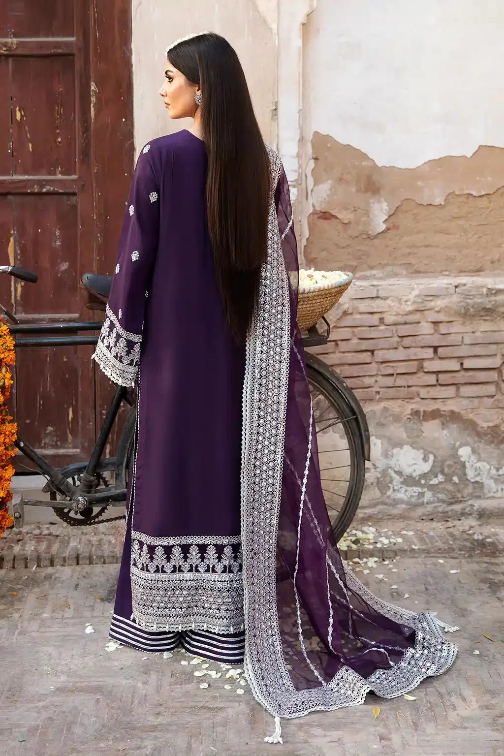 Saad Shaikh | Singhar Festive 23 | Rajkhumari - Pakistani Designer Dress - by Saad Shaikh | Type: Formal - 100% Original at Saira Sultan