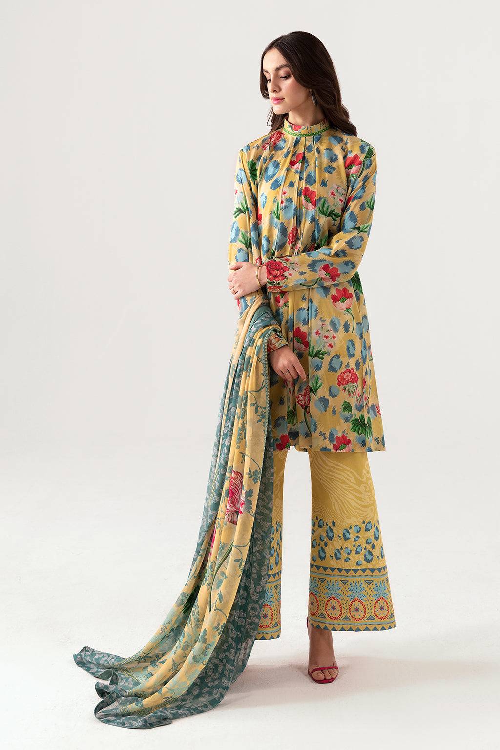 Ramsha | Pinted Lawn | RP-109 - Pakistani Designer Dress - by Ramsha | Type: Casuals - 100% Original at Saira Sultan