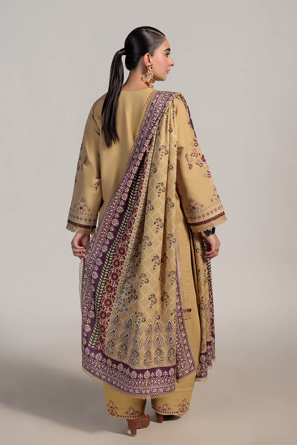 Bonanza Satrangi | Nova 3 Pc (1W24E3P003)