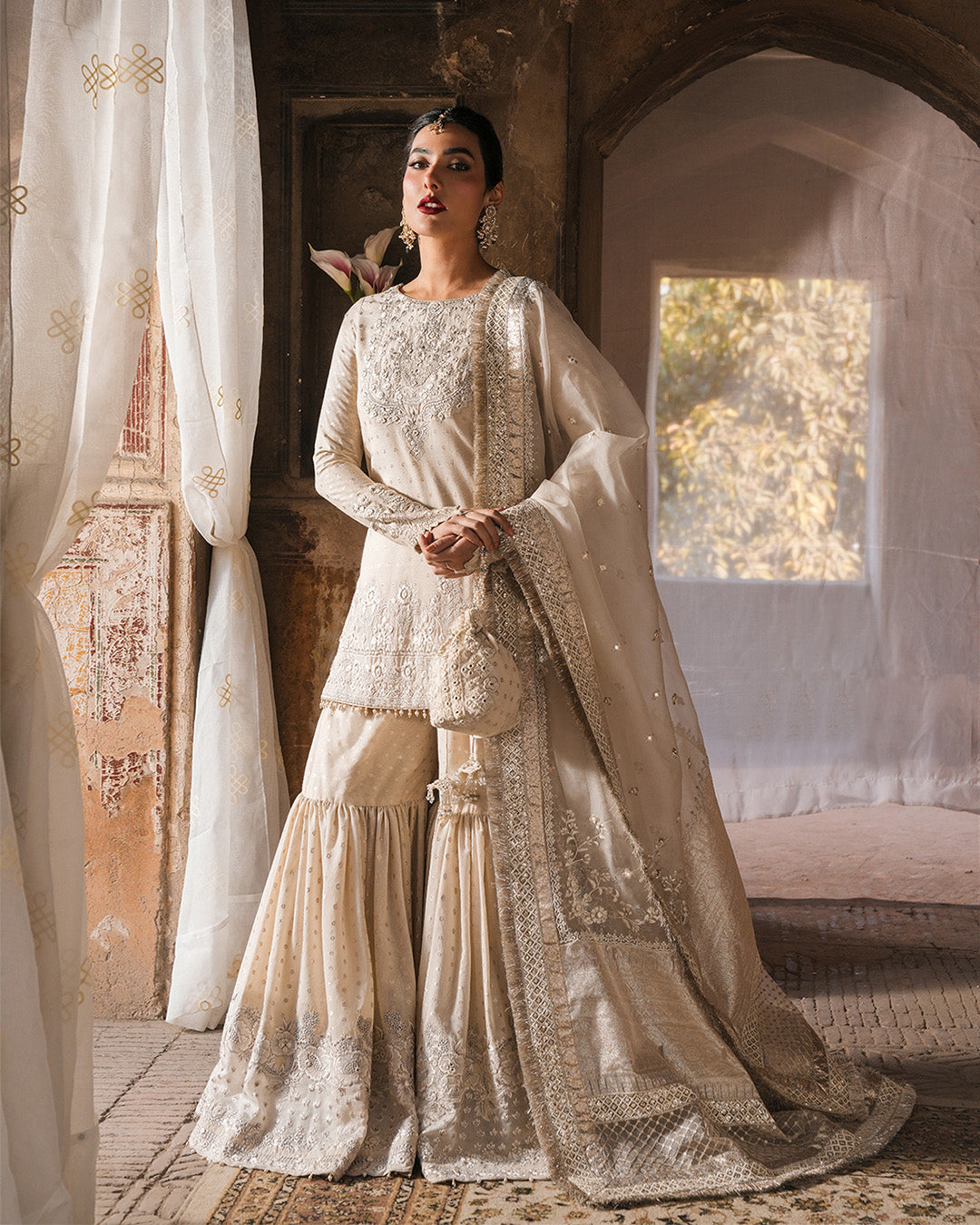 Faiza Saqlain | Zimmal Formals | Devina XS Ivory Karandi