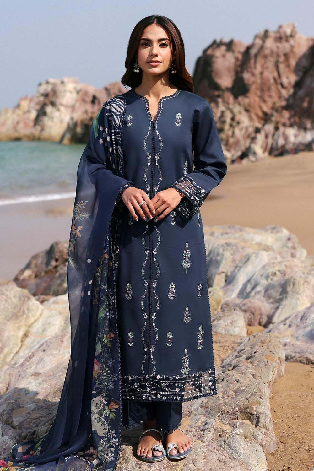 Seran | Afsanah Lawn 25 | MERAL XS Navy Lawn