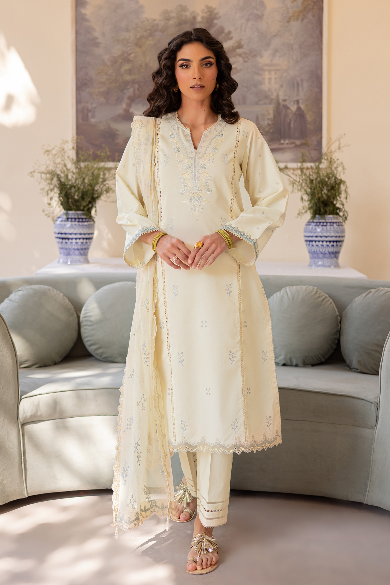 Seran | Nayab Eid Lawn | HINA XS Ivory Lawn