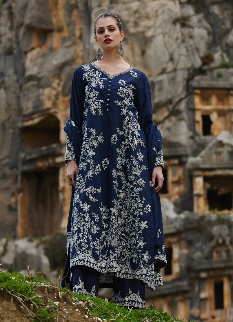 Image | Lawnkari 25 | Yara XS Navy Blue Cotton Lawn