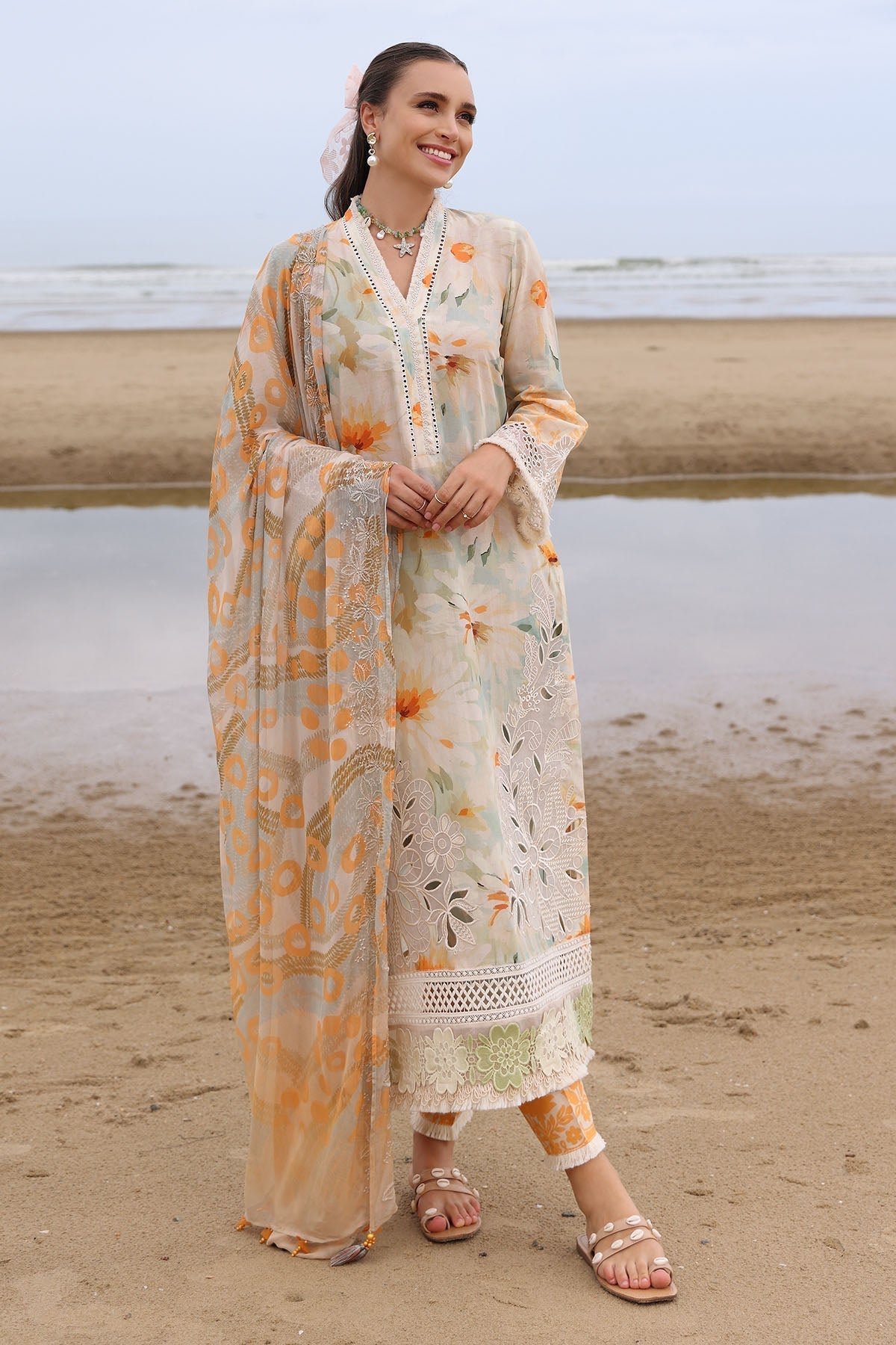 Nureh | Gardenia Embroidered Lawn 25 | NSG-169 XS Ivory Lawn