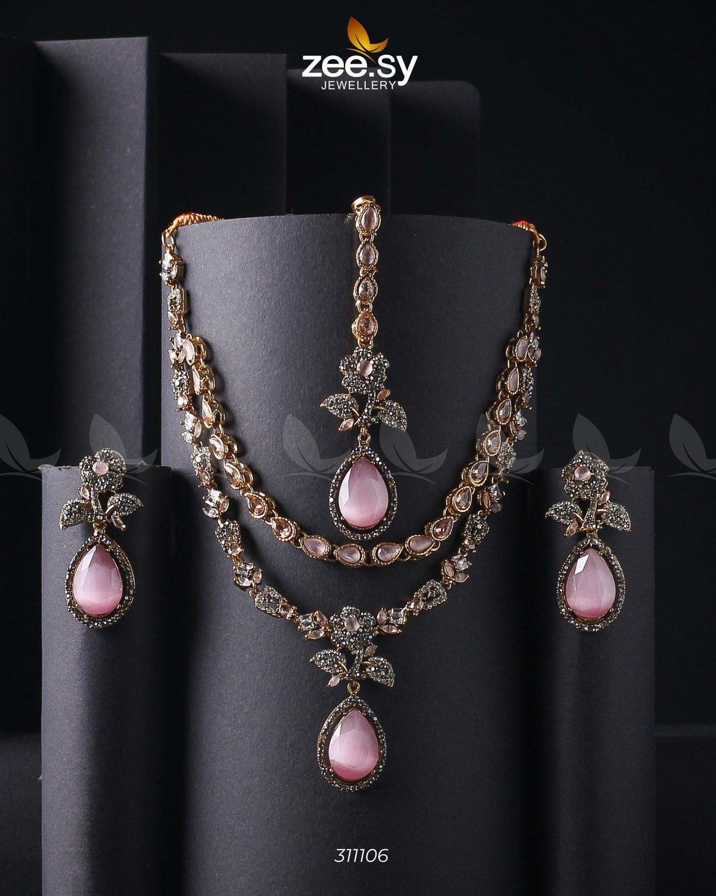 Amelia Necklace Set Golden Mint Pink