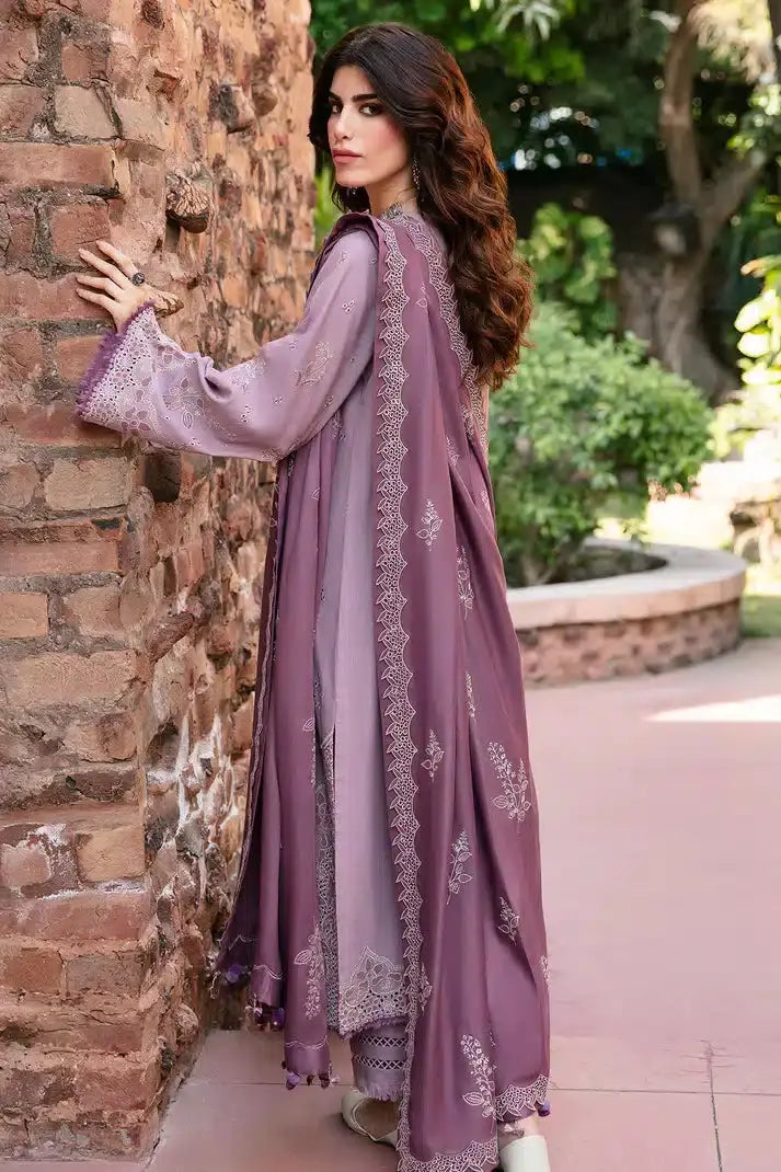 Jazmin | Dastaan Luxury Winter 23 | D5 - Pakistani Designer Dress - by Jazmin | Type: Luxury - 100% Original at Saira Sultan