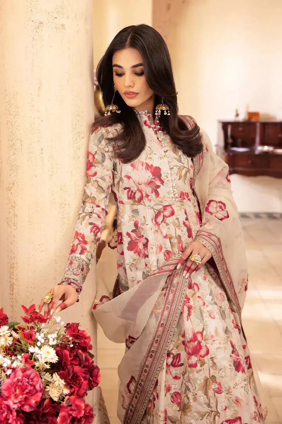 Iznik | Nani Ka Ghar | NKG-05 - Pakistani Designer Dress - by Iznik | Type: Luxury - 100% Original at Saira Sultan