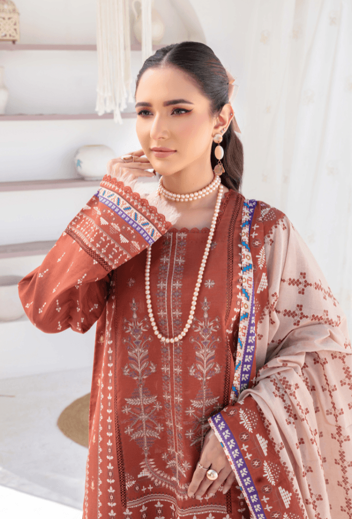Humdum | Saira Bano Lawn 24 | D03 - Pakistani Designer Dress - by HumDum | Type: Casuals - 100% Original at Saira Sultan