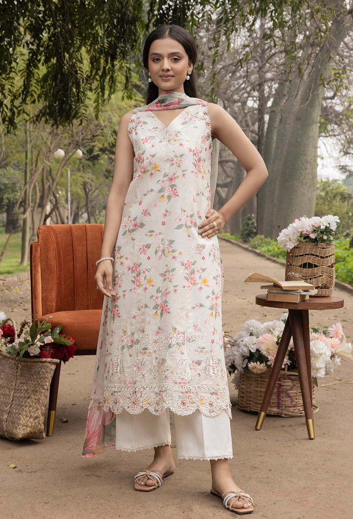 Humdum | Eden Garden 25 | Eden Garden - D08 XS Ivory Lawn