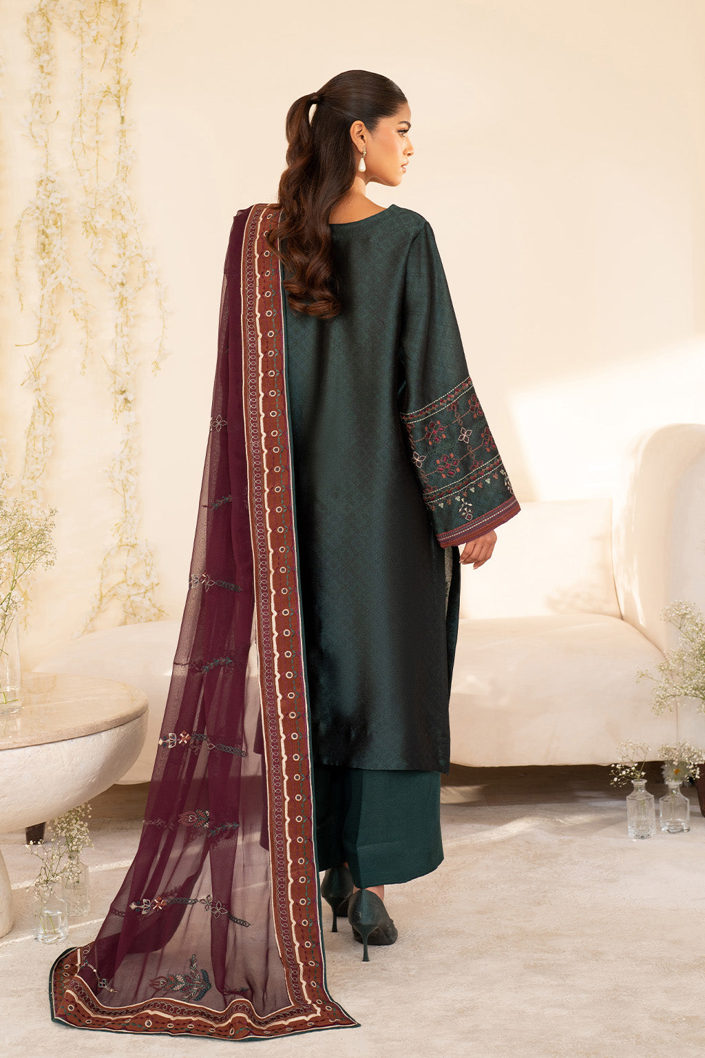 Iznik | Festive Formal | UE-435 Embroidered Pure silk - Pakistani Designer Dress - by Iznik - Type : Ladies Clothes - 100% Original at Saira Sultan