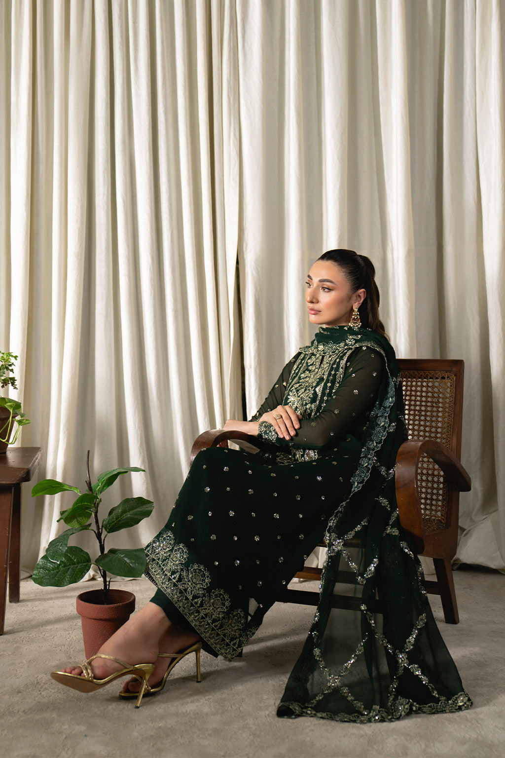 Neeshay | Ready to Wear Chiffon | RTW-CHFN-04 Green - Pakistani Designer Dress - by Neeshay - Type : Ladies Clothes - 100% Original at Saira Sultan