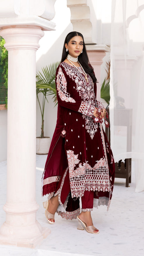 Zebtan | Andaz e Makhmal | ZAM-06 XL Maroon Velvet