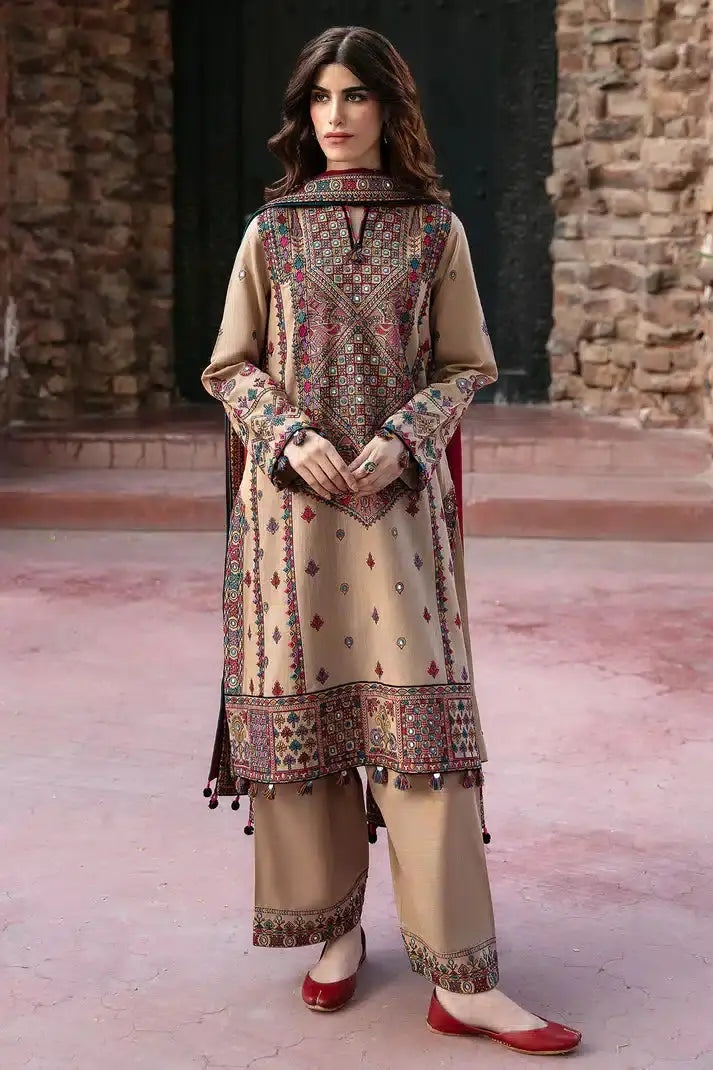 Jazmin | Dastaan Luxury Winter 23 | D10 - Pakistani Designer Dress - by Jazmin | Type: Luxury - 100% Original at Saira Sultan