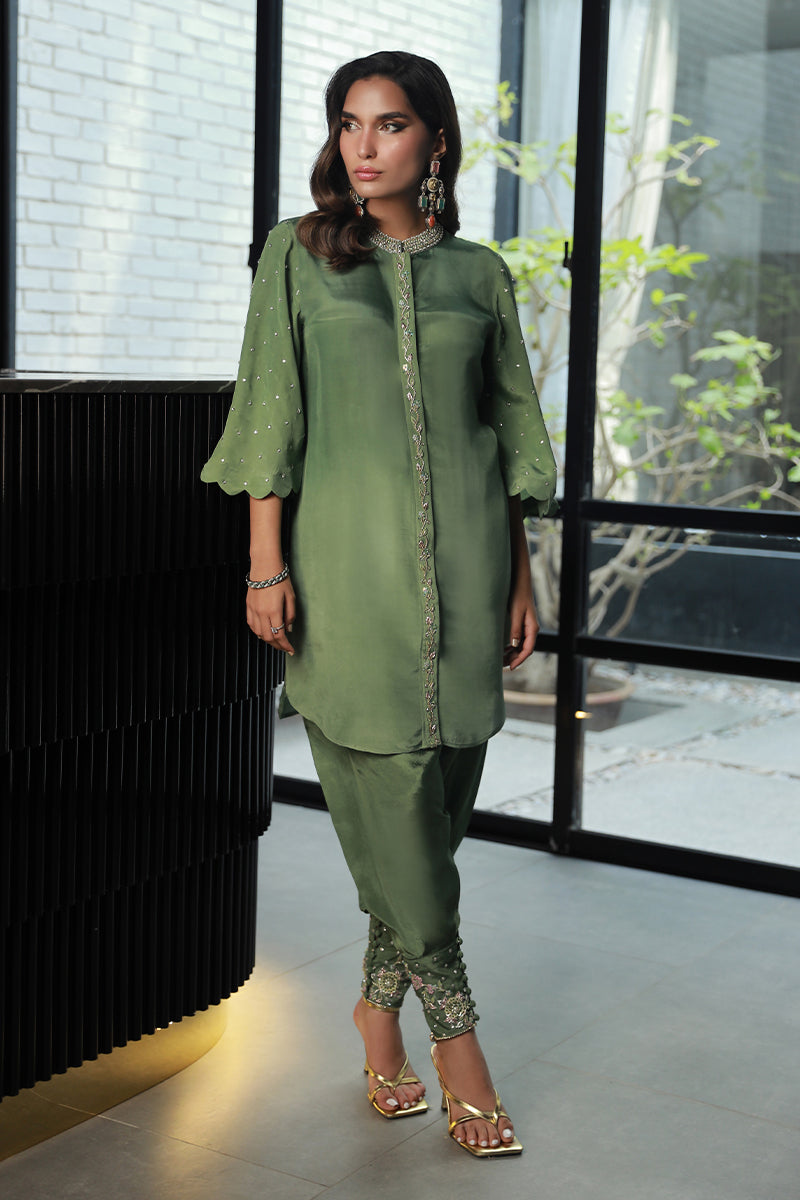 Wardha Saleem | Luxury Pret Traditional Wear | RAYA (2PC) XS Pistachio Green Crepe Silk