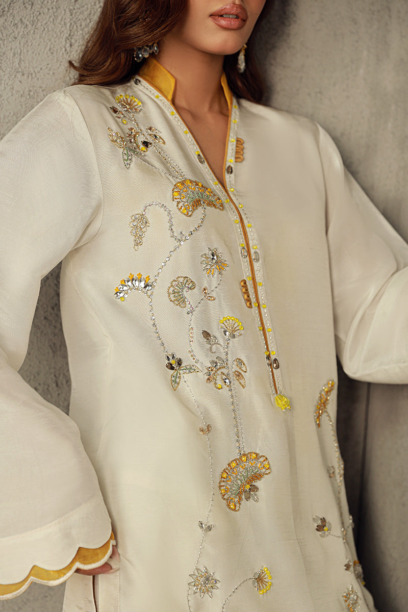 Wardha Saleem | Luxury Pret Traditional Wear | SUHA M Off White Korean Raw Silk