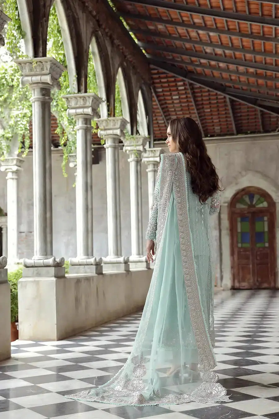 Maryam Hussain | Raha Luxury Festive 23 | Alara - Pakistani Designer Dress - by Maryam Hussain | Type: Bridal - 100% Original at Saira Sultan