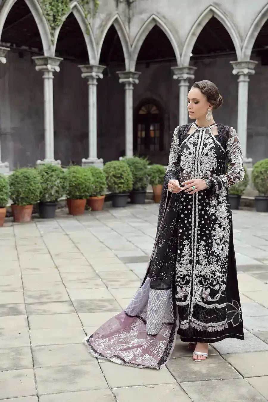 Maryam Hussain | Raha Luxury Festive 23 | Danisa - Pakistani Designer Dress - by Maryam Hussian | Type: Bridal - 100% Original at Saira Sultan