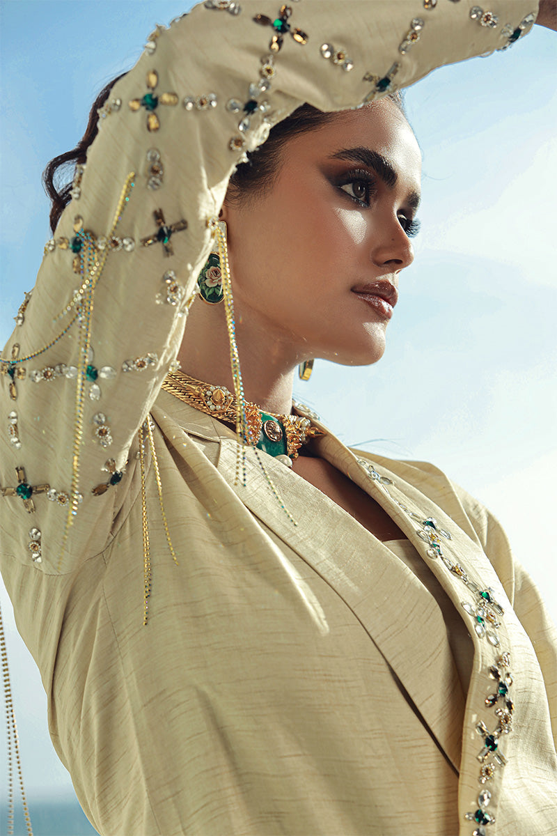 Wardha Saleem | Luxury Pret Fusion Wear | CLARA (2PC) M Ivory Female