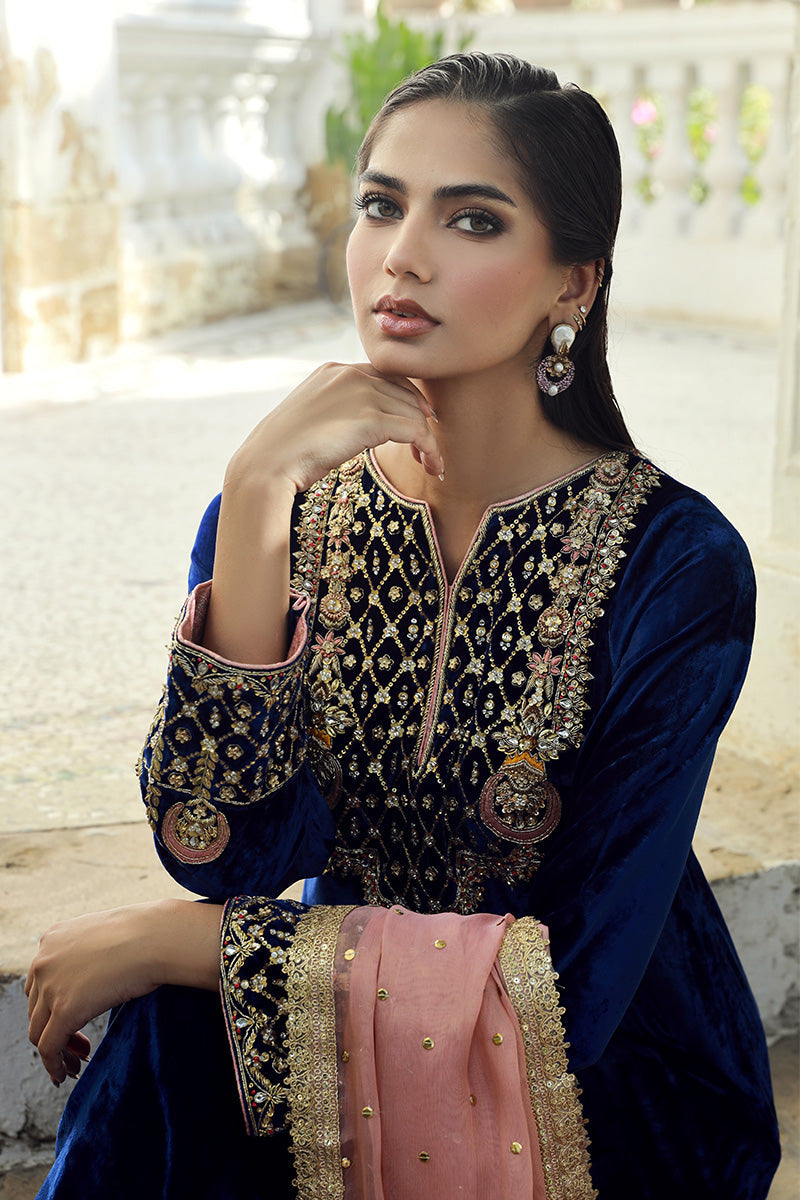 Sana Abbas | Velvet Formals | LOLITE L Midnight Blue Velvet