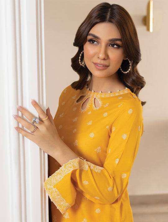 Iznik | Lawnkari 24 | UE-149 URBANE BREEZE - Pakistani Designer Dress - by Iznik | Type: Formal - 100% Original at Saira Sultan