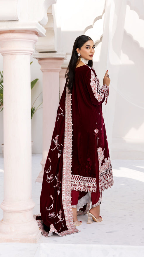 Zebtan | Andaz e Makhmal | ZAM-06 S Maroon Velvet