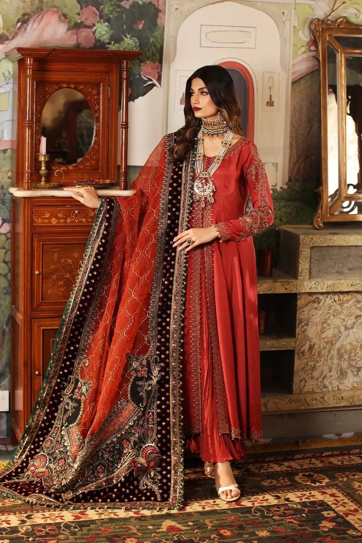 Mina Kashif | Meeral Formals 23 | MKF23-14 - Pakistani Designer Dress - by Mina Kashif | Type: Formal - 100% Original at Saira Sultan