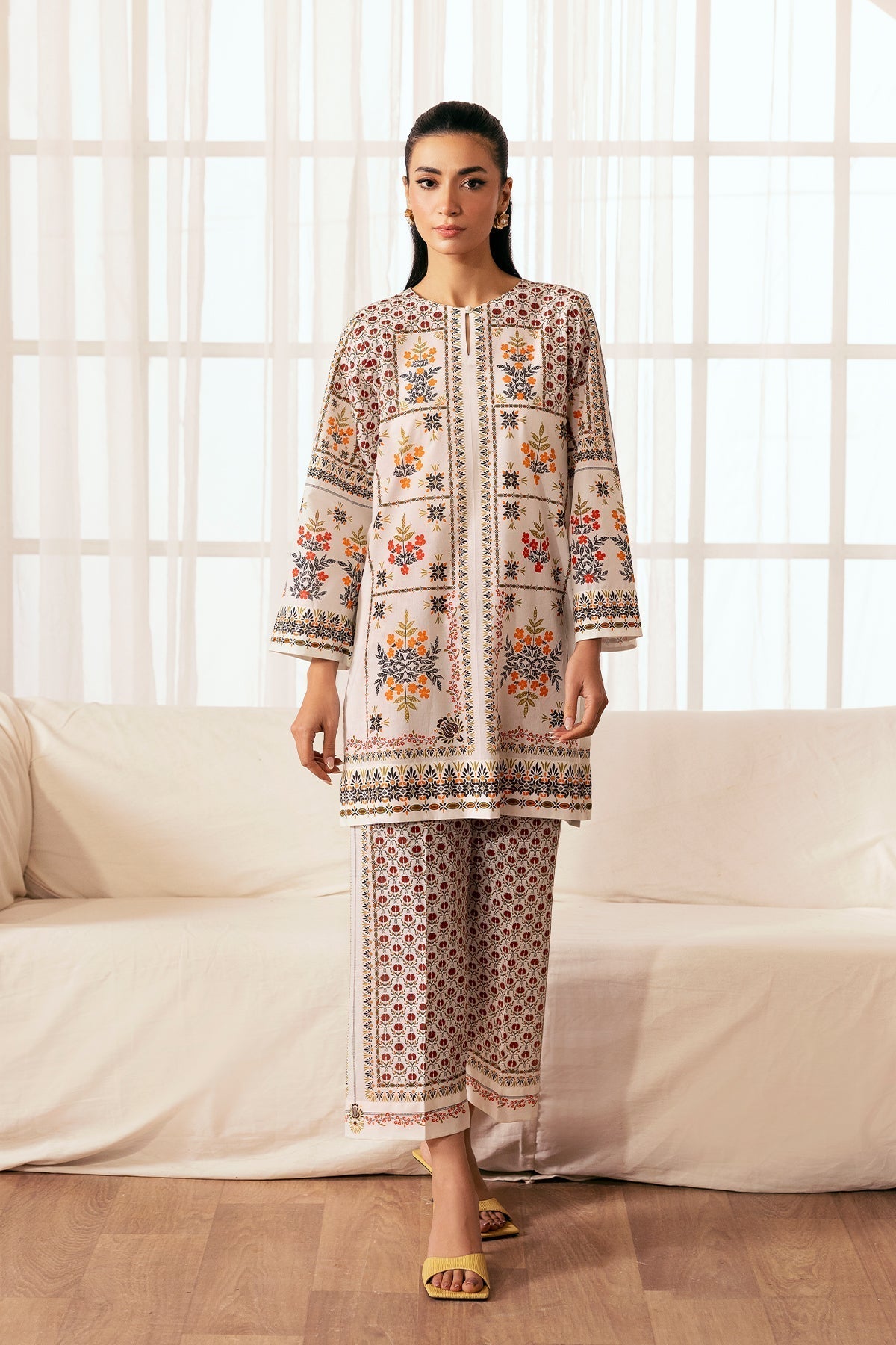 Sahar | Selene 25 | Pomegranate Blossom XS Off White Cambric