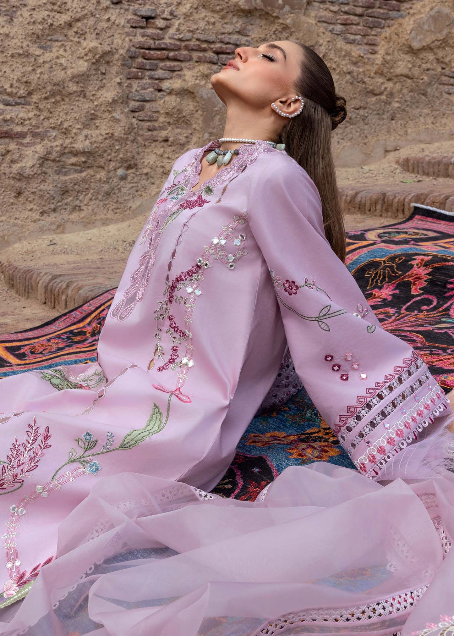 Crimson | Tasawar 25 | MIRROR GARDEN - D3B XL Lilac Organza