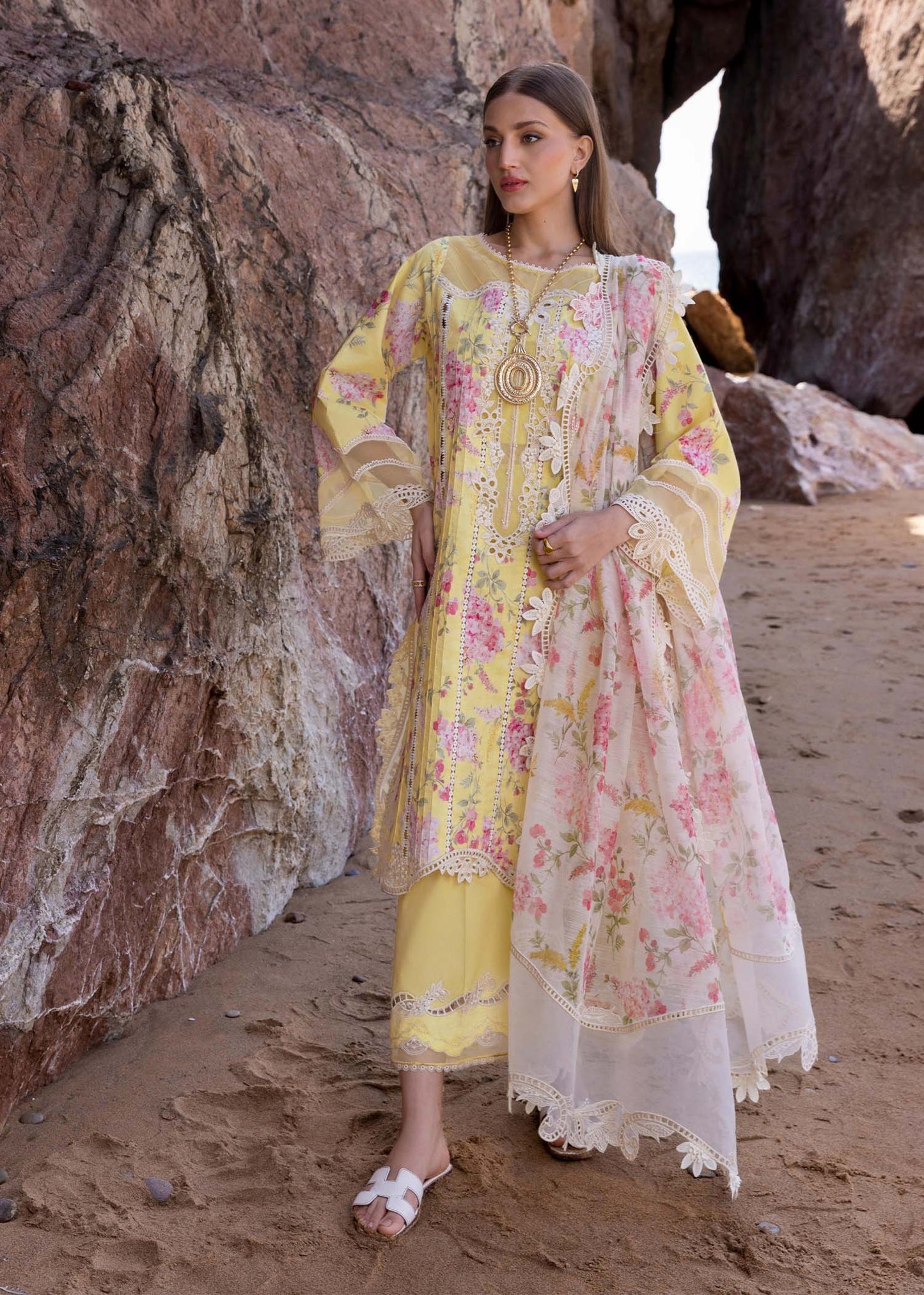 Crimson | Floe by Crimson | Who'S That Girl - D3 A XS Yellow Lawn