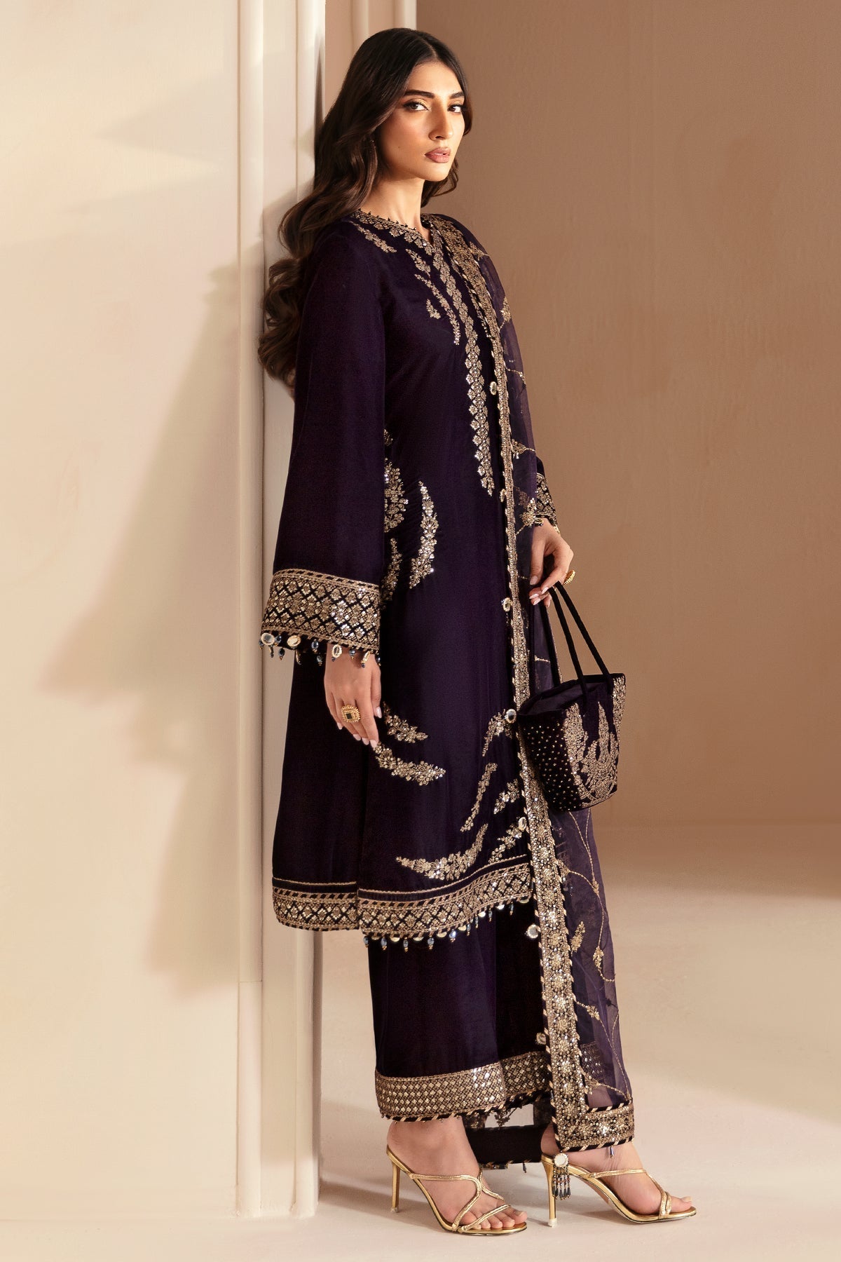 Jazmin | Velvet Edit 24 | Velvet Formal VF-2026 - Pakistani Designer Dress - by Jazmin | Type: Formal - 100% Original at Saira Sultan