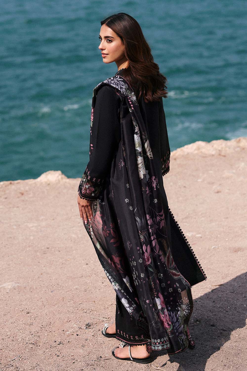 Seran | Afsanah Lawn 25 | ZOYA S Black Lawn