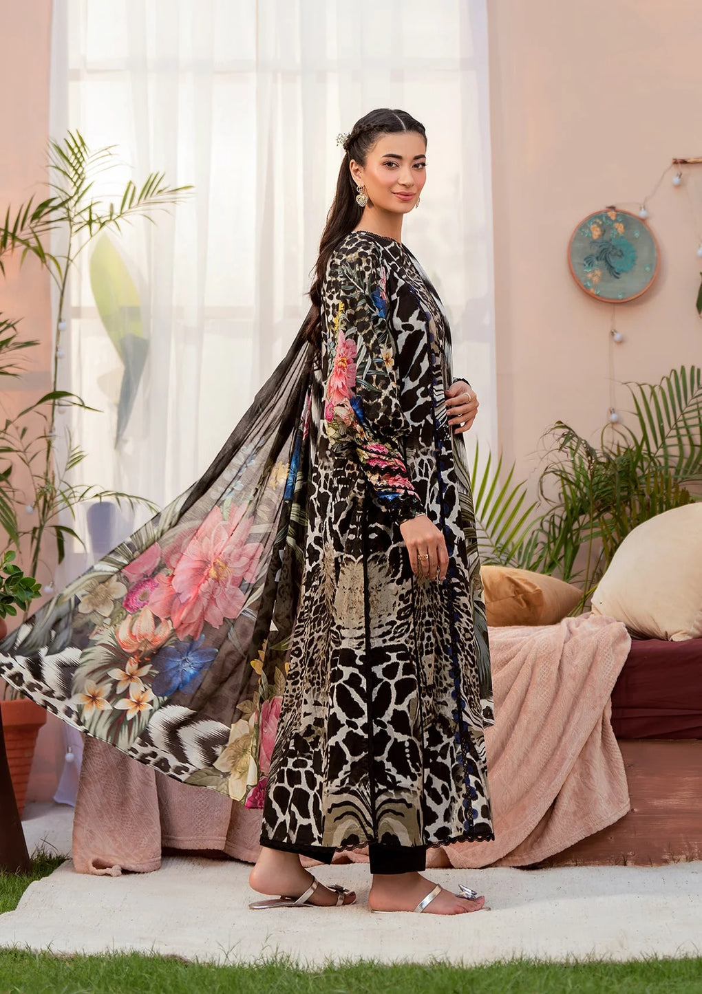 Elaf Premium | Prints 25 | EPS-4B NOIR ESSENCE S Black Lawn