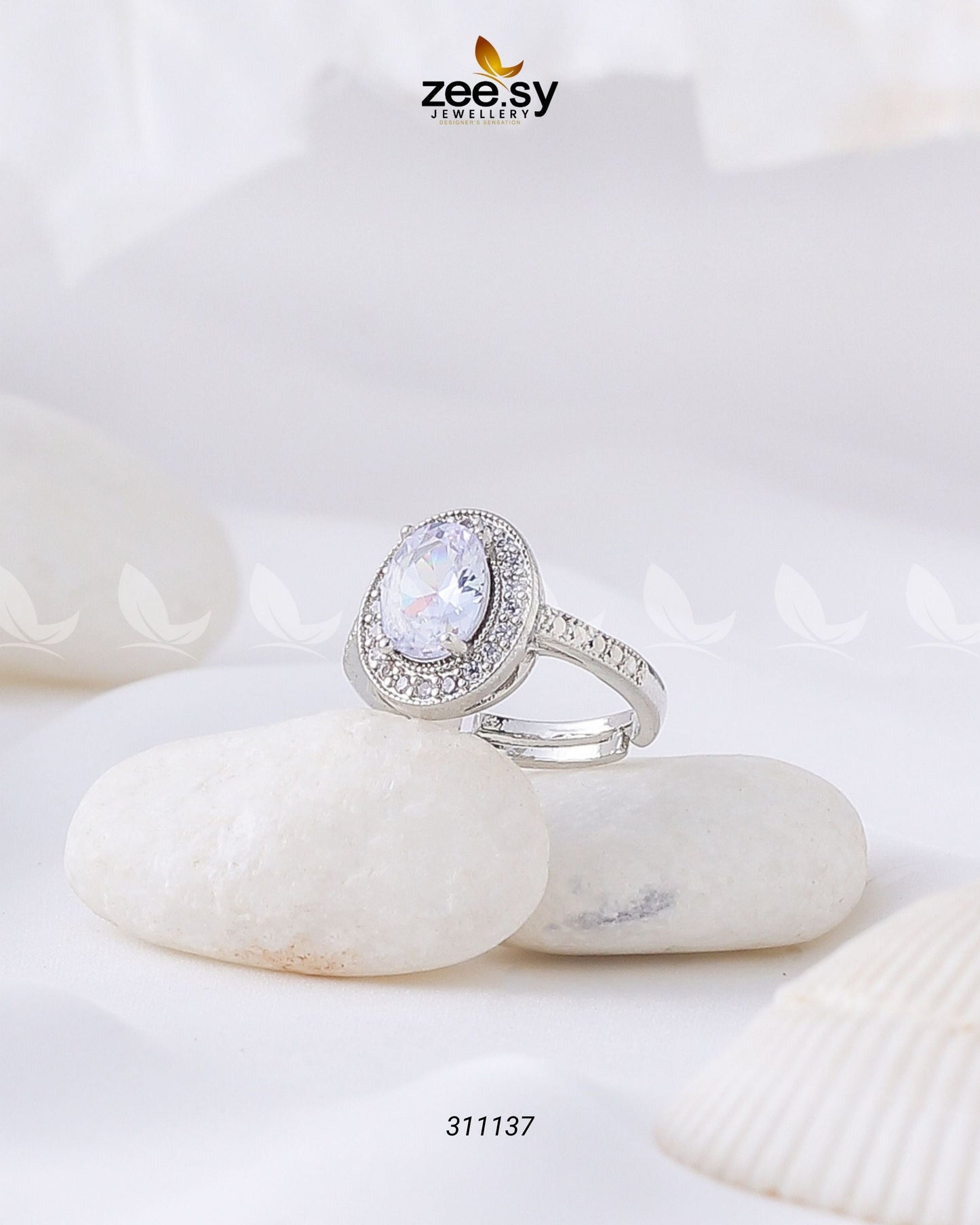 Lobelia Rings White