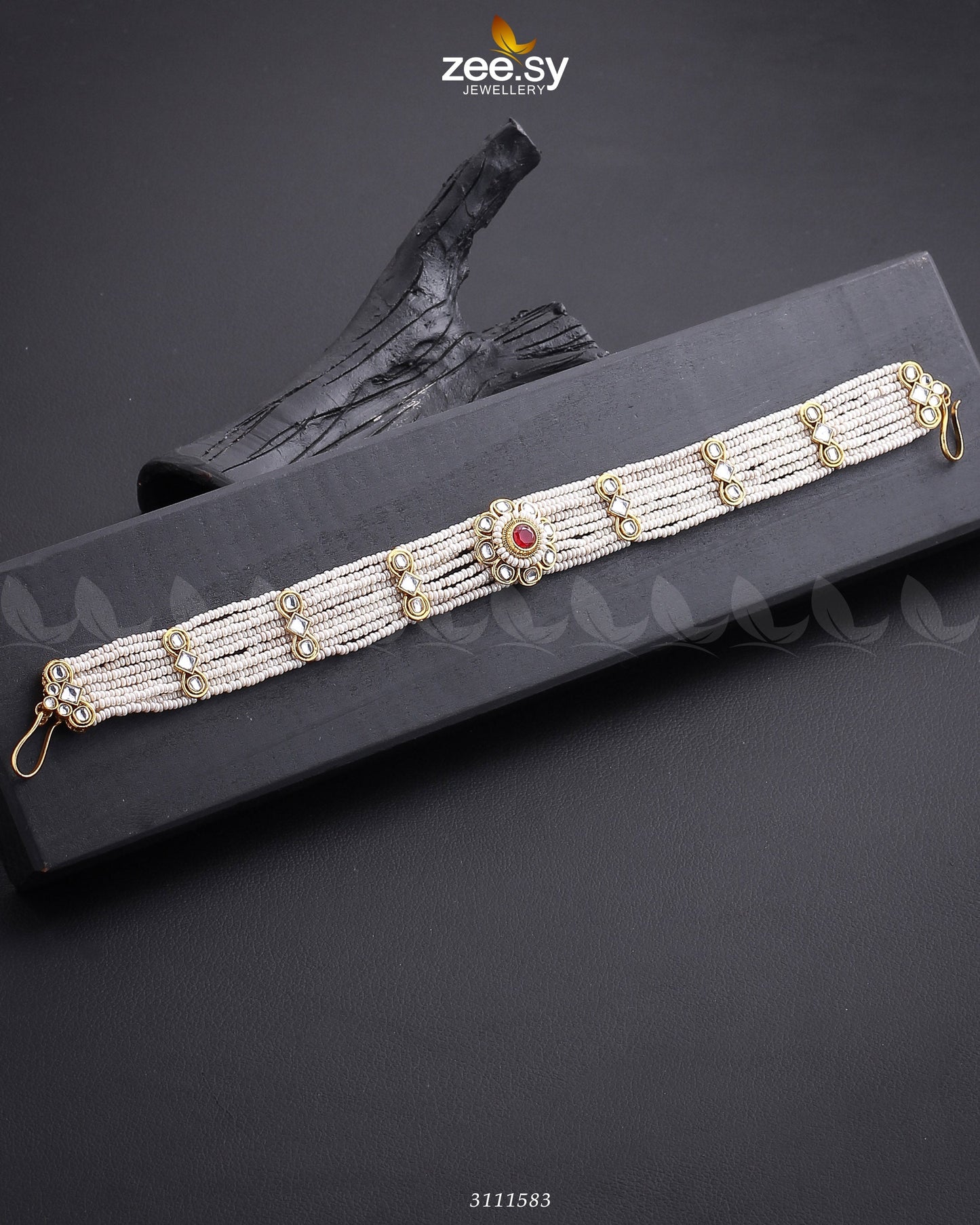 Sanam Matha Pati Pearl Red