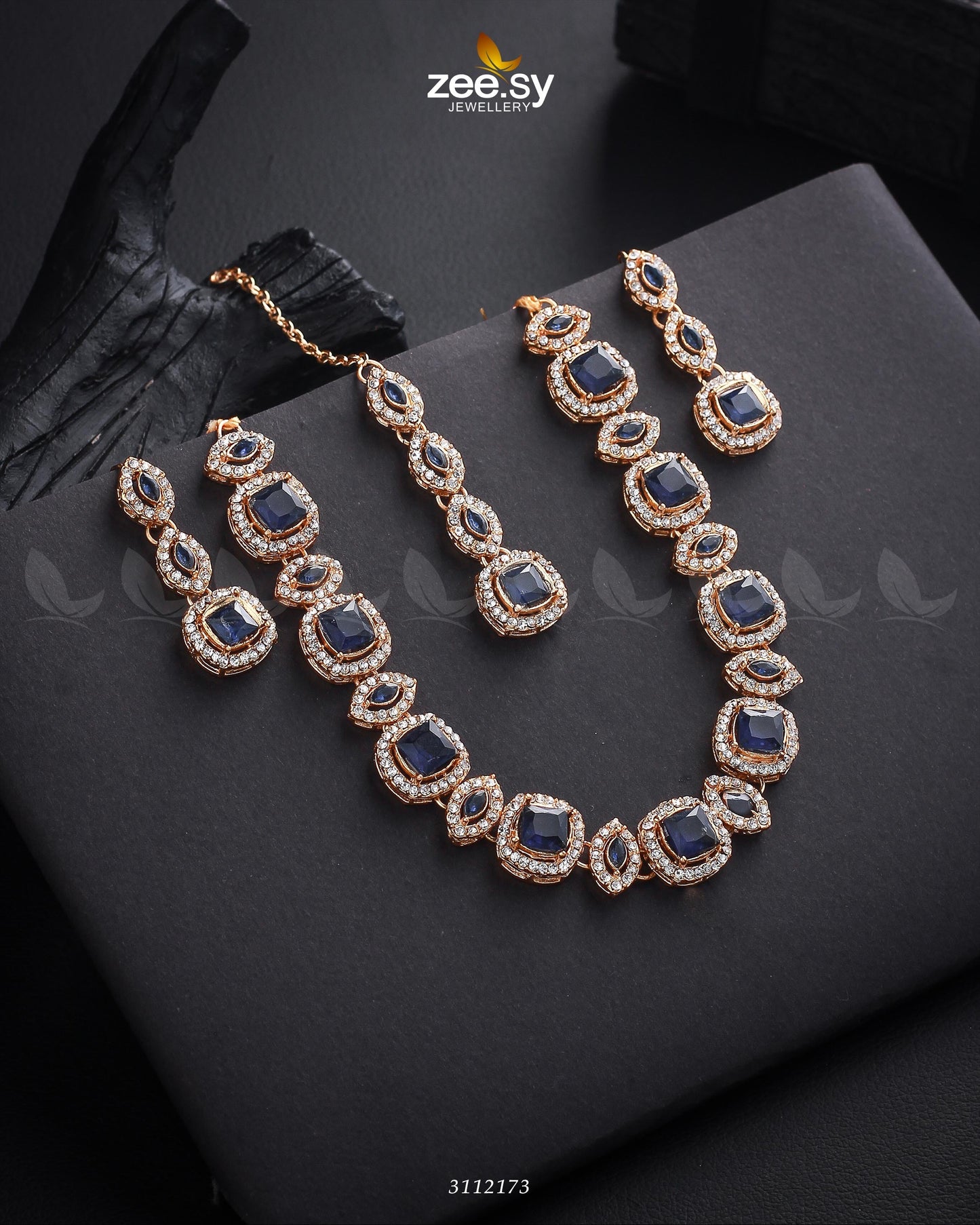 Scabiosa Necklace Set Golden Blue