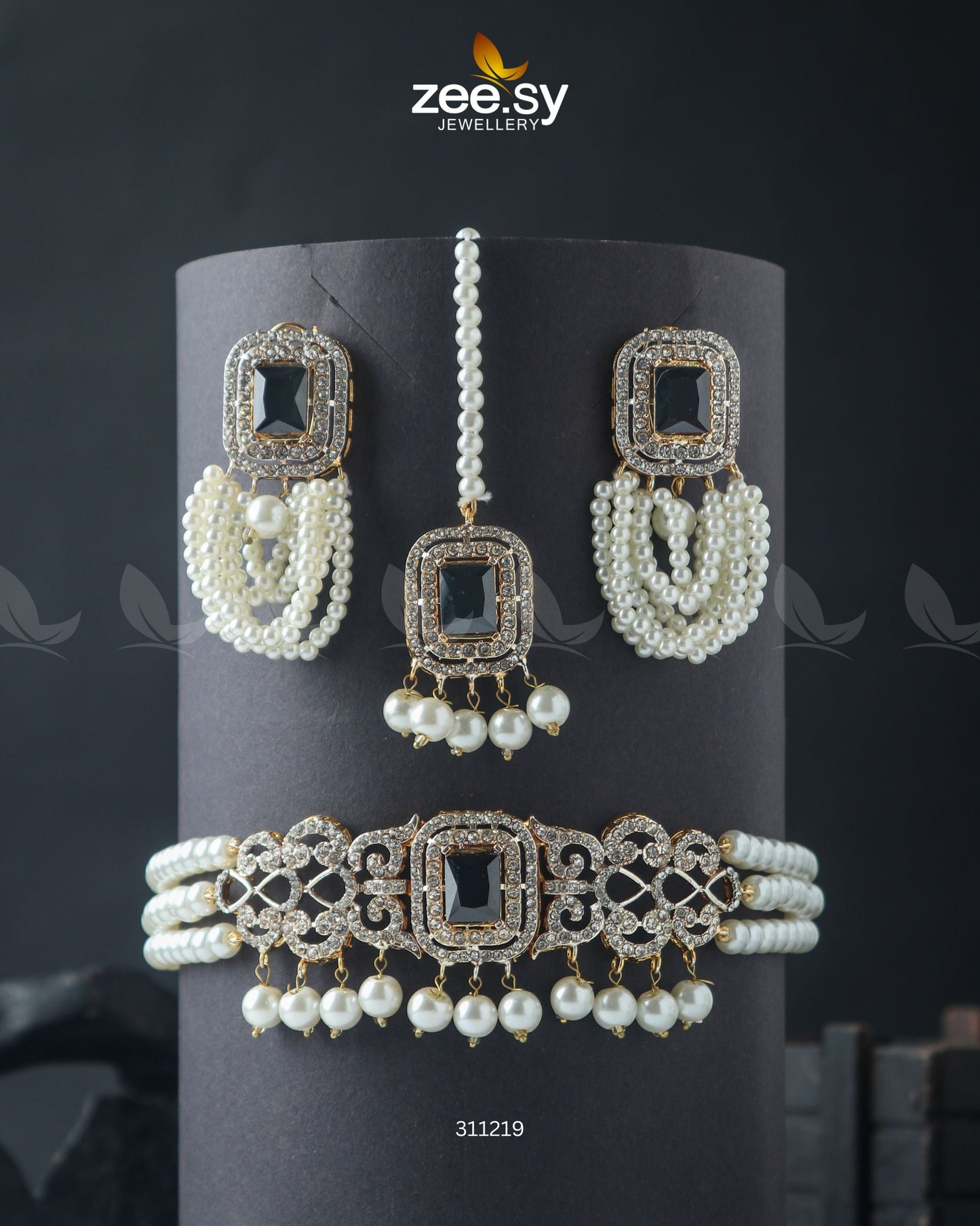 Marasim Choker Necklace Black