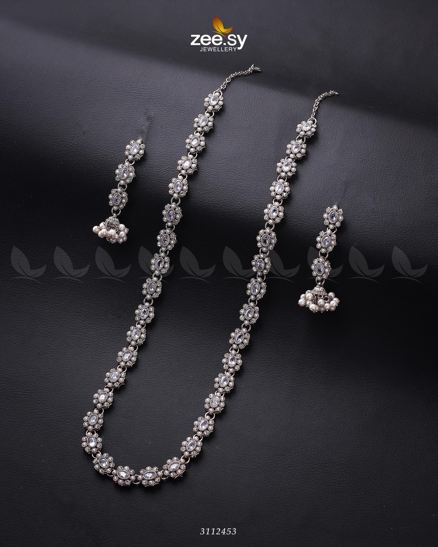 Reema Malla Necklace Silver White