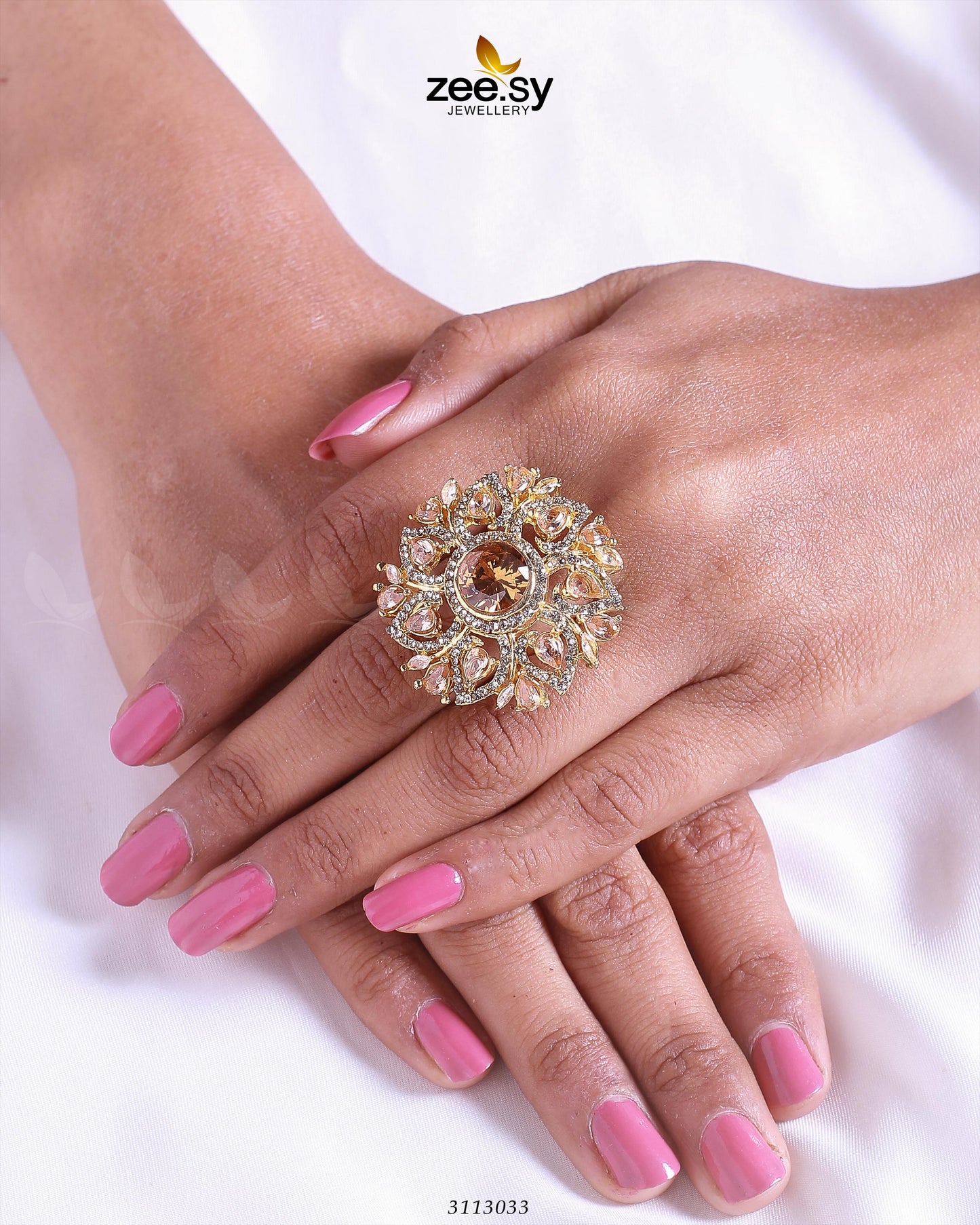 Emma Rings Golden Champagne