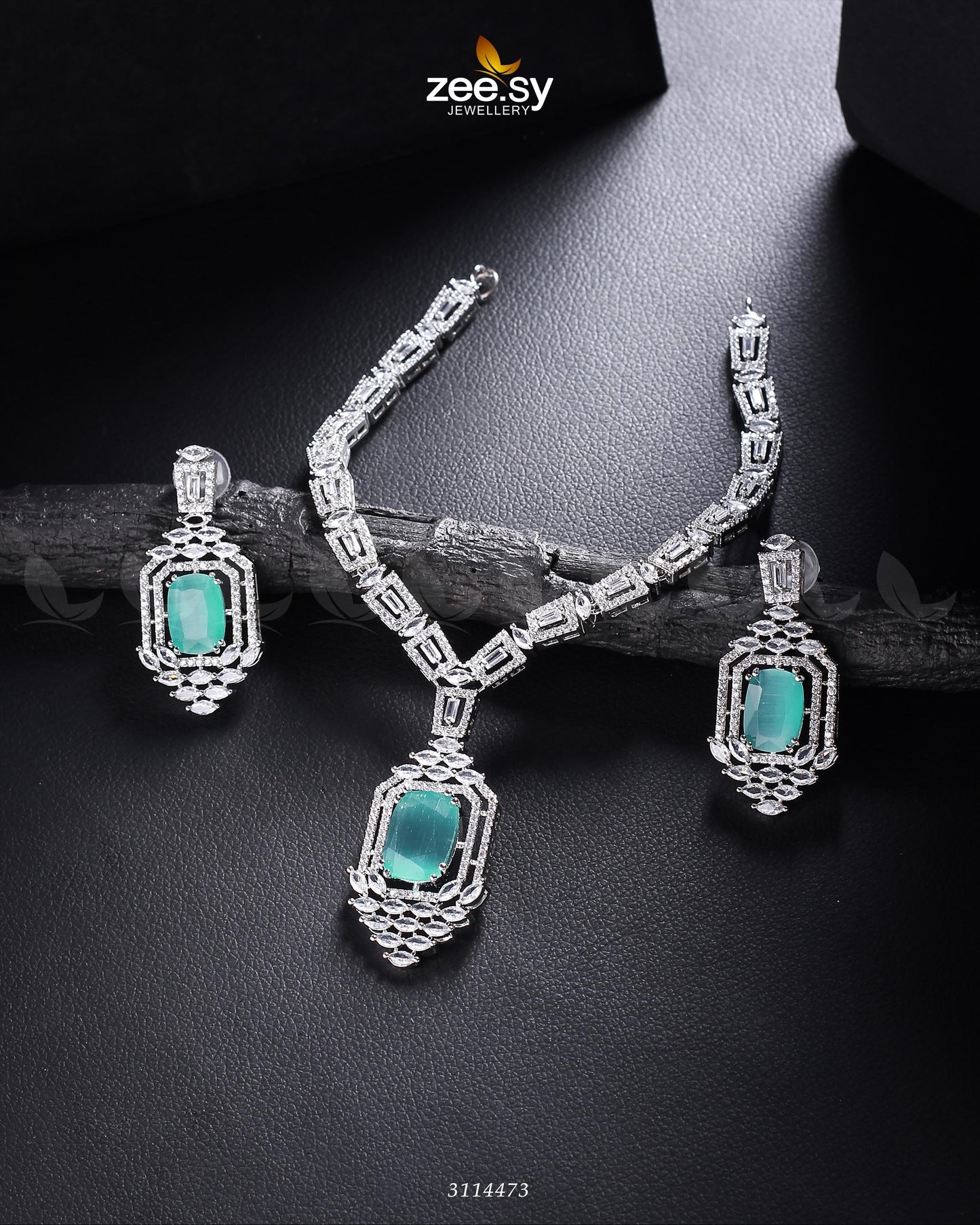 Sharmeen Necklace Set Silver Mint Green