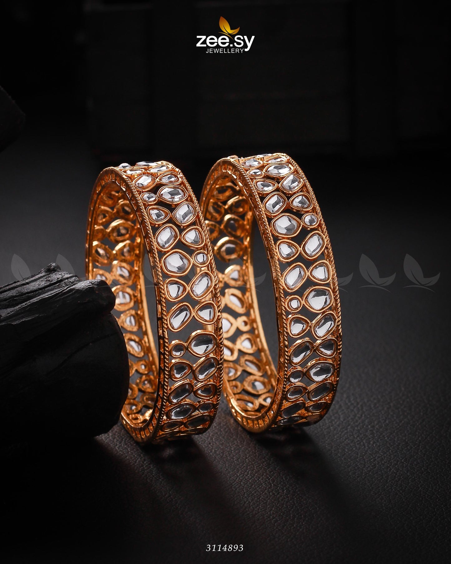 Saffron Bangles White 2*10