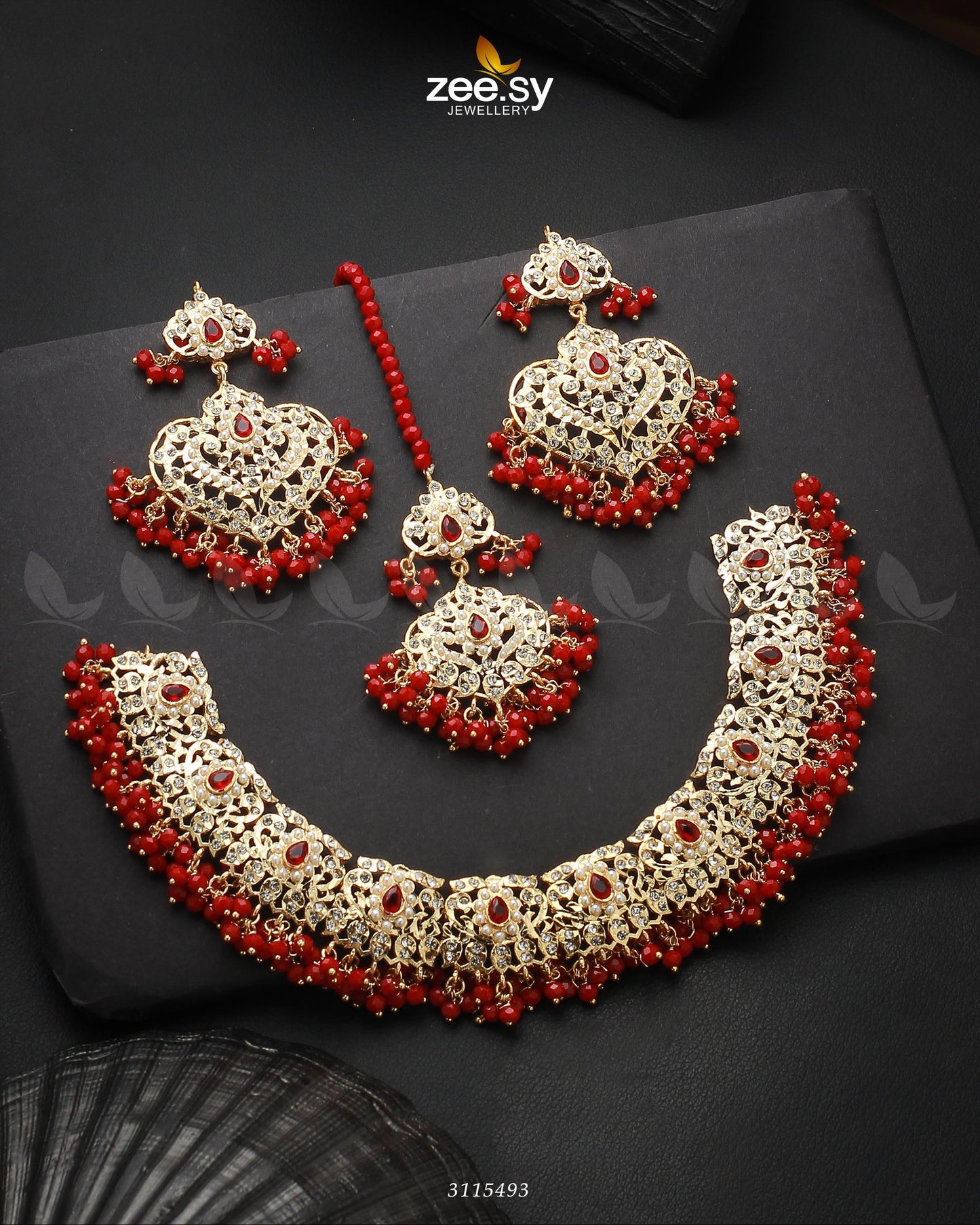 Maniha Necklace Set Golden Red