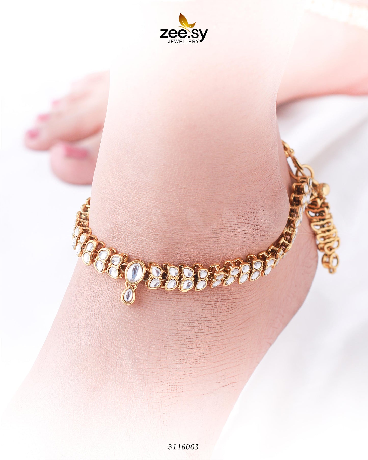 Arezzo Anklet Golden white